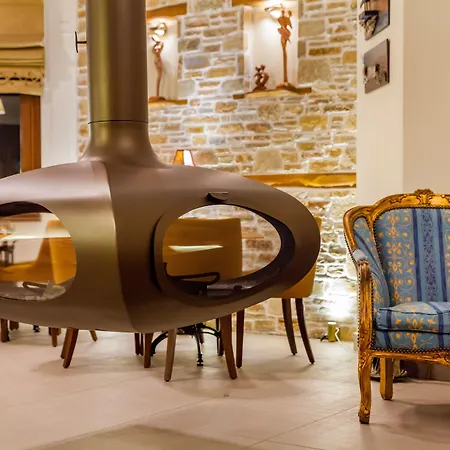 Lions Nine 4* Mourésion