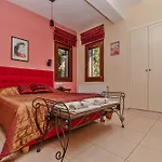 Lions Nine 4*