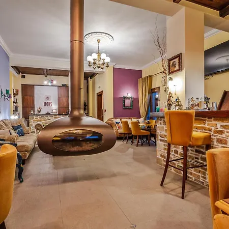 Apartmanhotel Lions Nine Mourésion