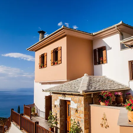 九号雄狮酒店 4*