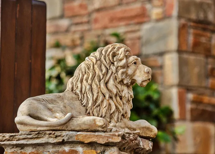 Aparthotel Lions Nine 4*