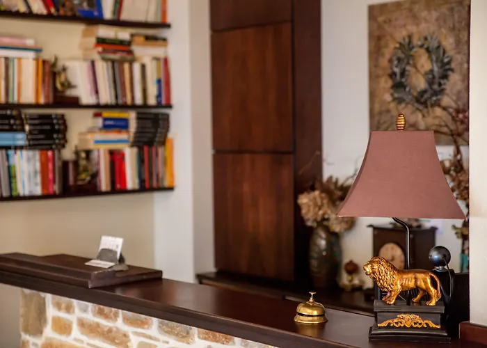 Lions Nine Aparthotel 4*