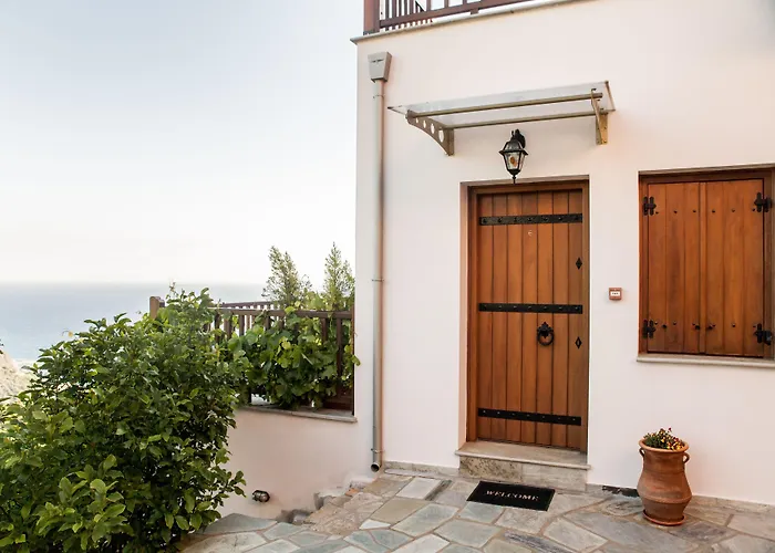 Lions Nine Aparthotel Mouresi